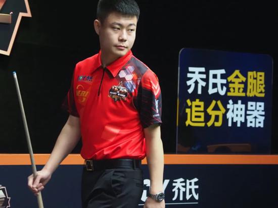 并确保实施 并确保实施