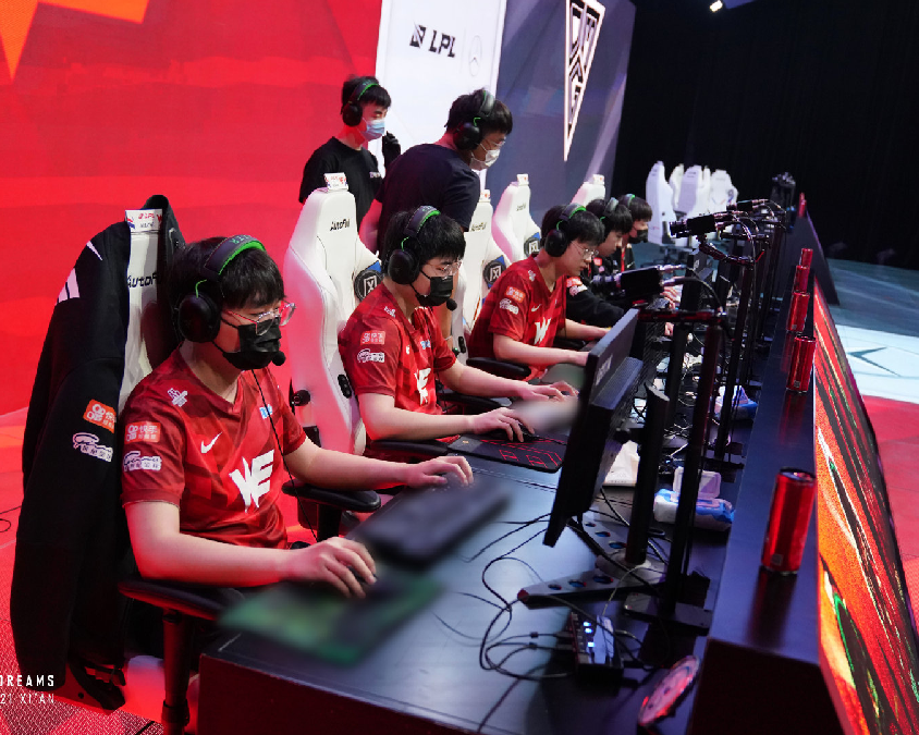 背后的战术 背后的战术