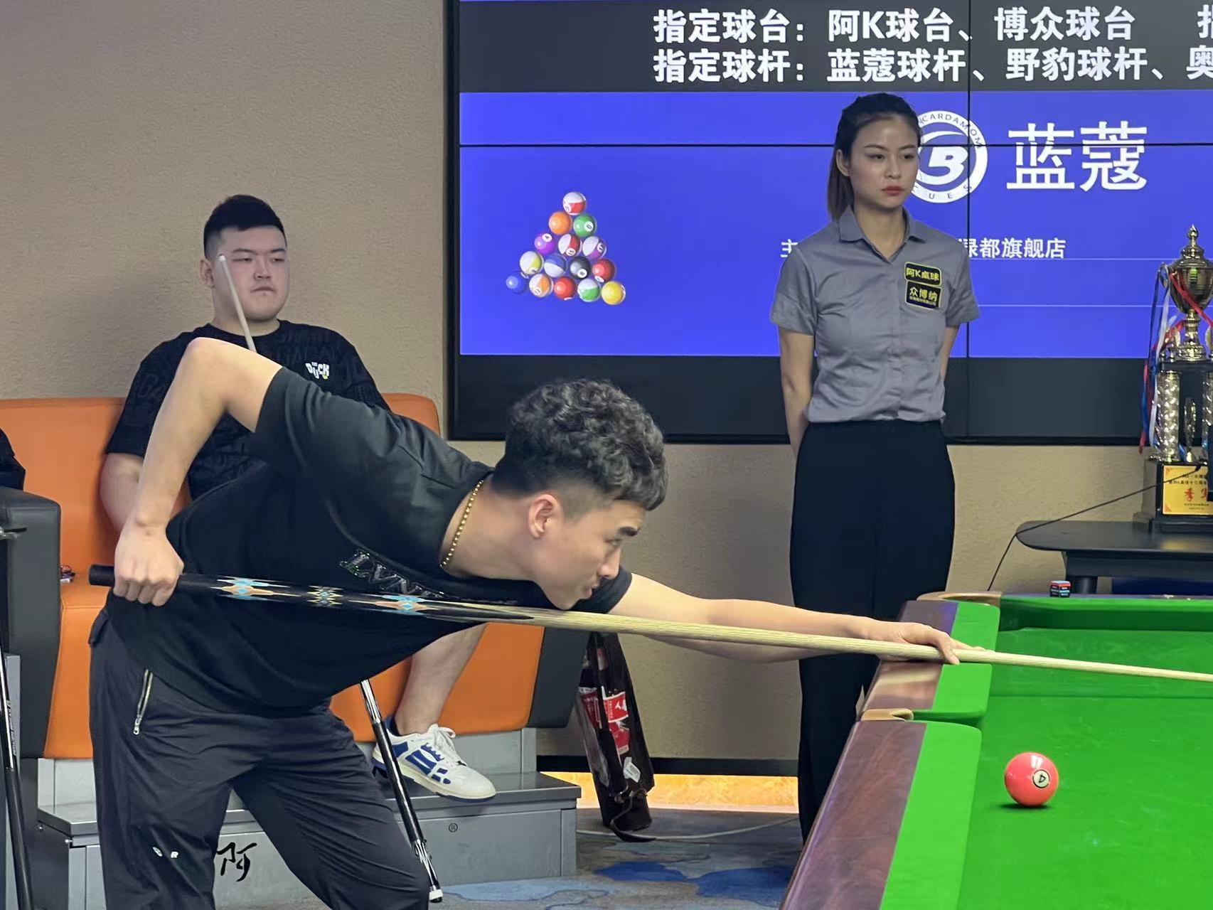 手风格对齐 手风格对齐